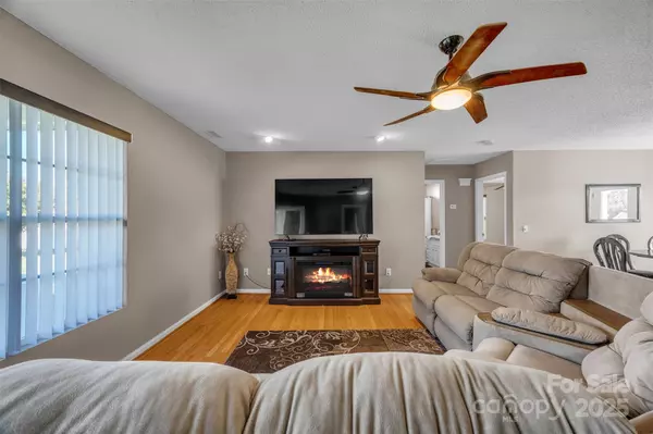 Taylorsville, NC 28681,171 P Ls PL