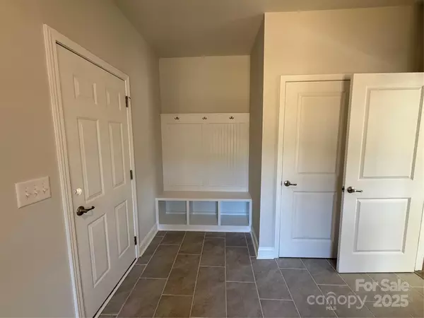 York, SC 29745,1565 Autumn LN #132