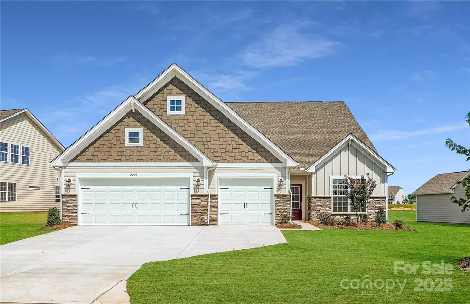 2260 Moon Crest RD, Lancaster, SC 29720