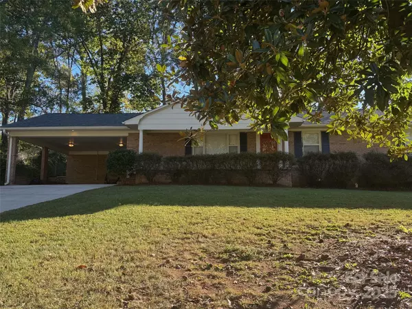 1231 Maxwell ST, Salisbury, NC 28144