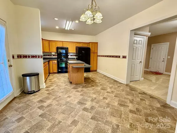 Rutherfordton, NC 28139,1054 Sandy Springs RD