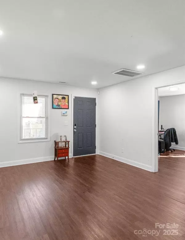 Gastonia, NC 28052,2317 Milton AVE