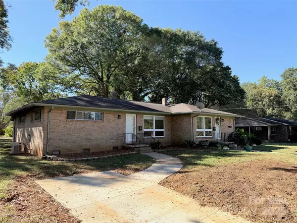 Shelby, NC 28150,703 Westover TER