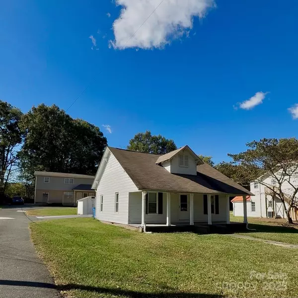 1554 Barringer ST, Mount Pleasant, NC 28124