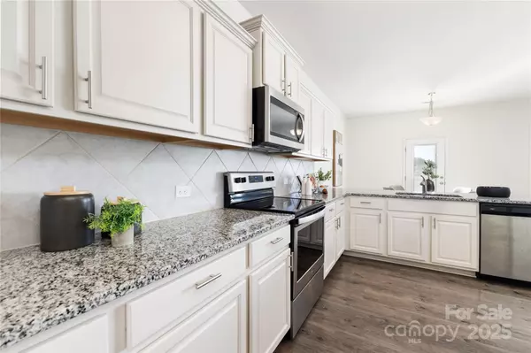 Statesville, NC 28166,138 Jana DR #63