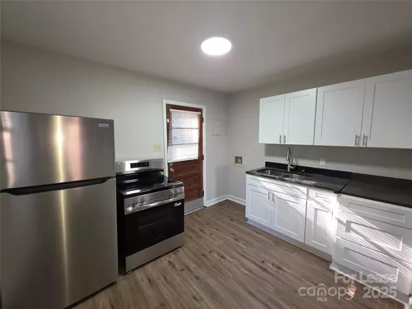 Charlotte, NC 28208,2921 Coronet WAY