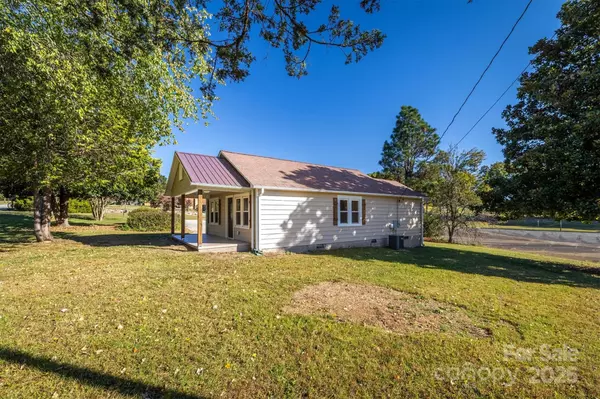 Granite Falls, NC 28638,2443 Connelly Springs RD