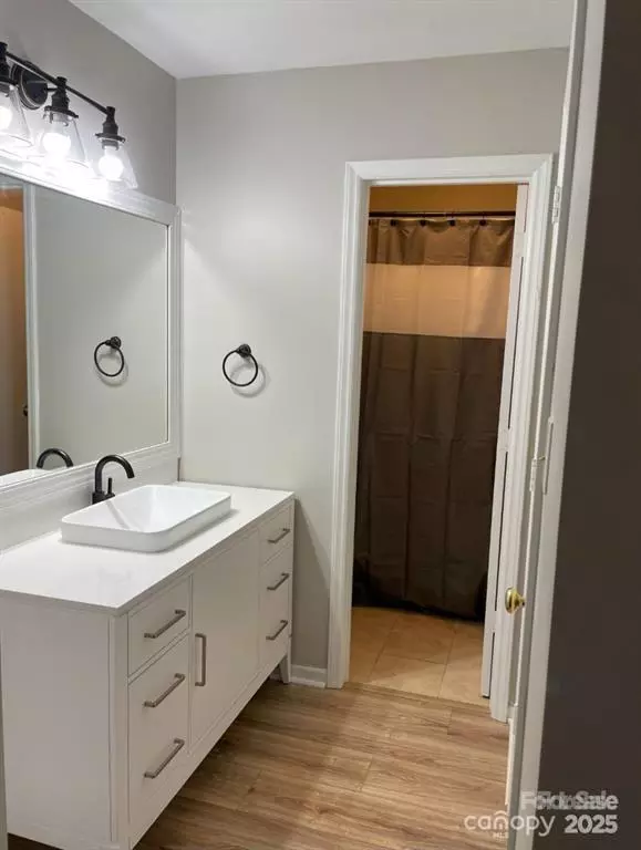 Charlotte, NC 28226,11421 Kingfisher DR