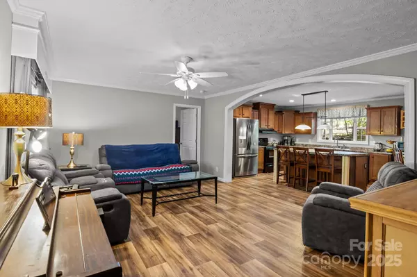 Maiden, NC 28650,4897 Sierra DR