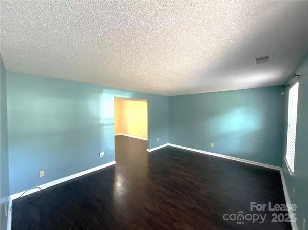 Charlotte, NC 28262,2015 Bantry LN