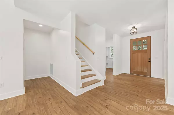 Sherrills Ford, NC 28673,1871 Lynmore DR