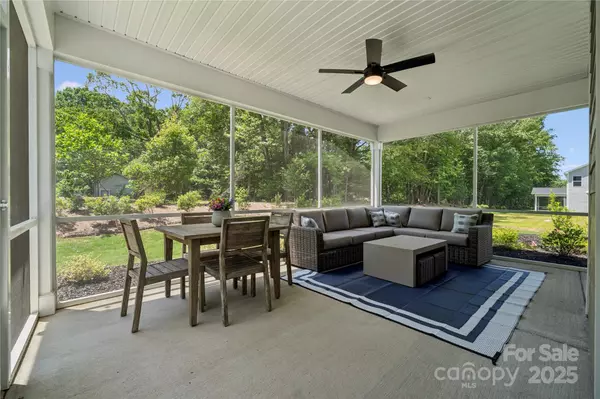 Matthews, NC 28104,335 Alameda WAY
