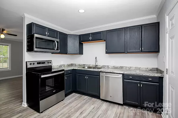 Gastonia, NC 28052,1027 Little AVE #D