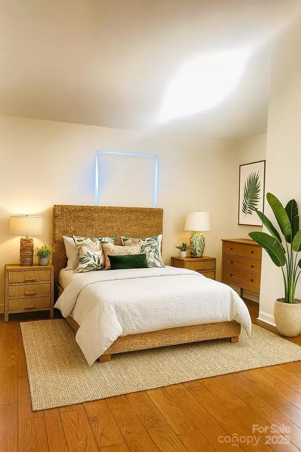 Winston Salem, NC 27106,3640 Cheshire Woods DR