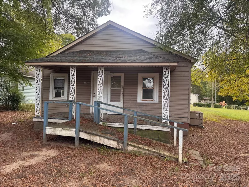 355 Camden CT NW, Concord, NC 28027