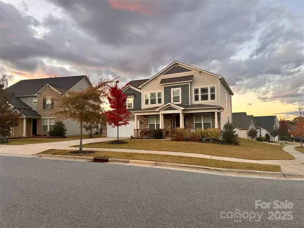 483 Hunton Forest DR, Concord, NC 28027