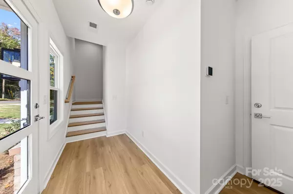 Charlotte, NC 28208,3936 Hager DR