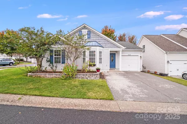 8405 Backer LN, Fort Mill, SC 29707