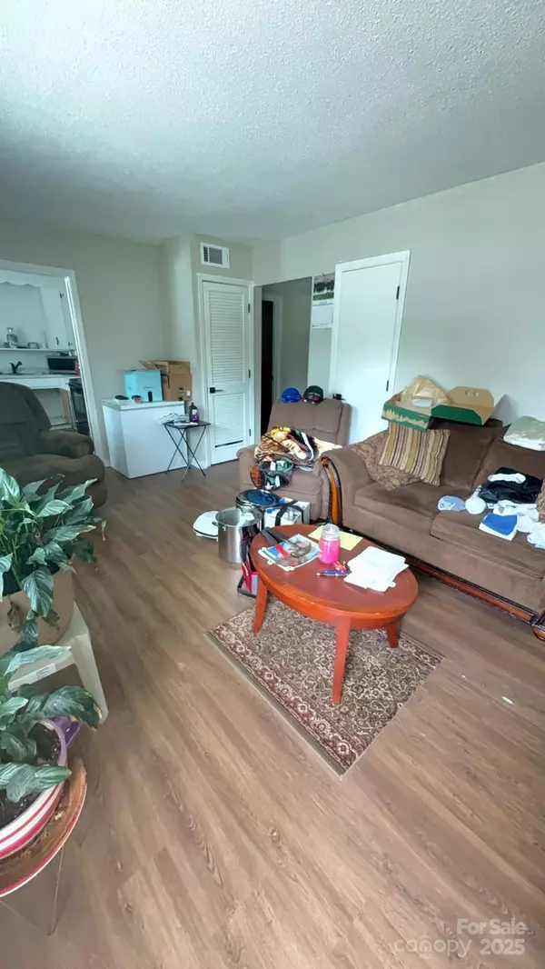 Chester, SC 29706,111 Saluda ST