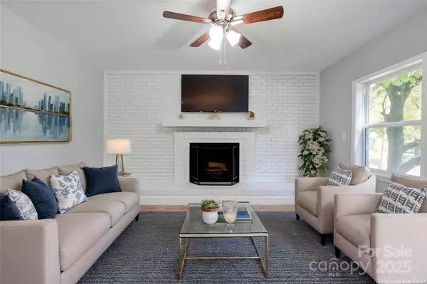 Kings Mountain, NC 28086,823 1st ST