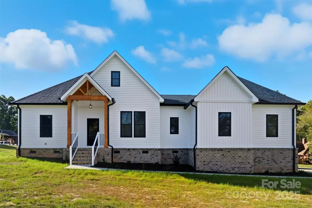 Conover, NC 28613,1213 Creekside DR