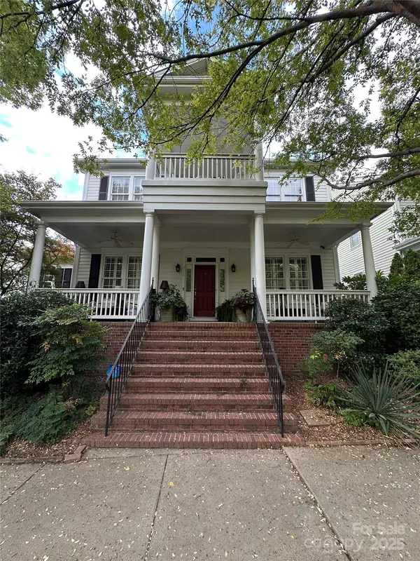 712 E 9th ST, Charlotte, NC 28202