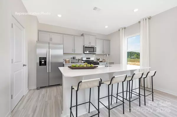 Maiden, NC 28650,2674 Goose Fair RD