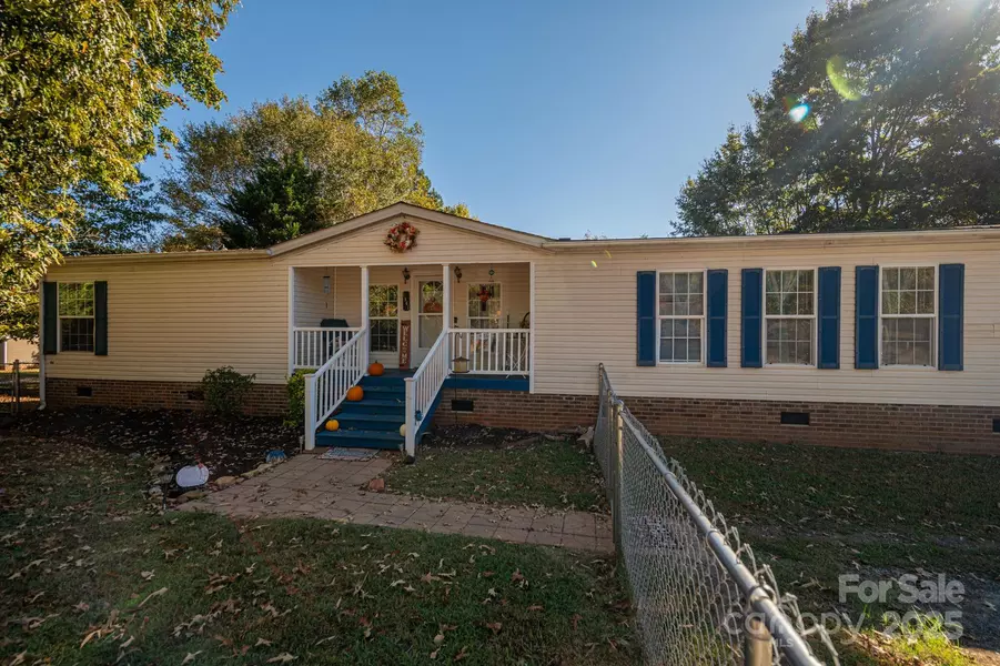 1341 Mirror Lake RD #5, Lincolnton, NC 28092