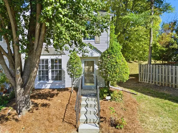 9613 Green Gable CT, Charlotte, NC 28270