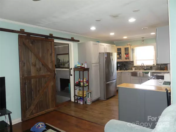 Salisbury, NC 28147,355 Swink AVE