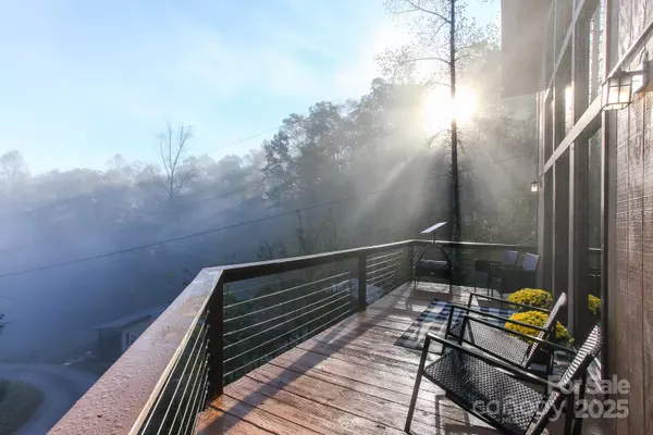 Robbinsville, NC 28771,393 Everet Jenkins RD