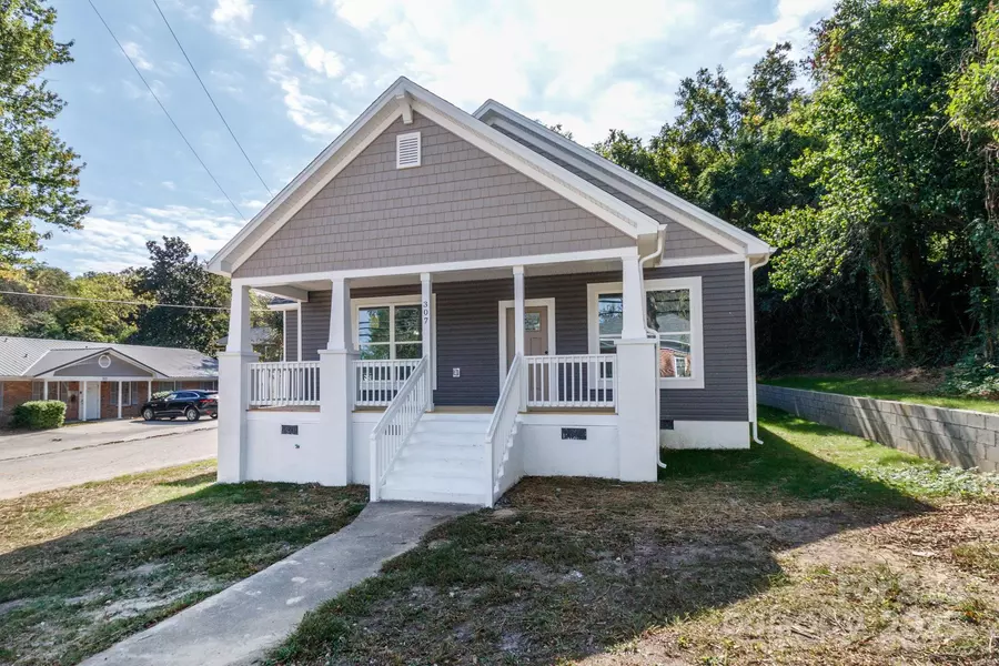 307 E Arch ST, Lancaster, SC 29720