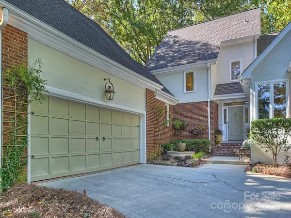 Charlotte, NC 28210,4400 Pendale RD