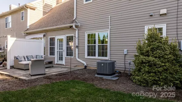 Hickory, NC 28601,1545 16th AVE NE