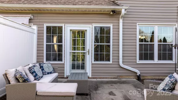 Hickory, NC 28601,1545 16th AVE NE