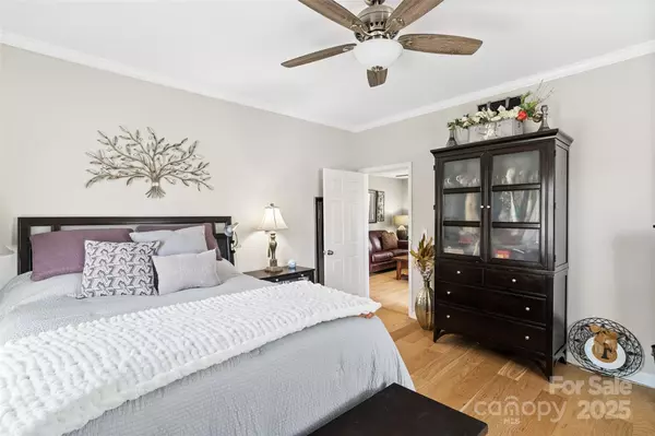 Gastonia, NC 28054,1411 Congress ST