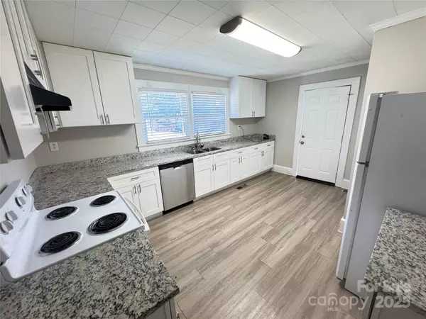 Landis, NC 28088,602 E Ryder AVE