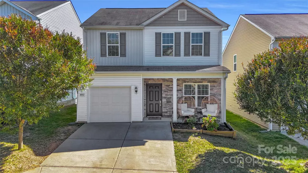 14312 Evening Flight LN, Charlotte, NC 28262