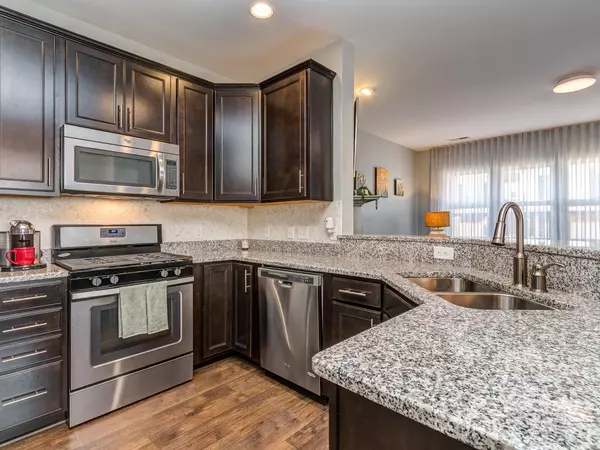 Charlotte, NC 28210,6236 Rockefeller LN