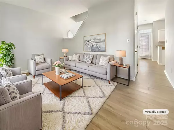 Charlotte, NC 28216,1326 Majestic Meadow DR