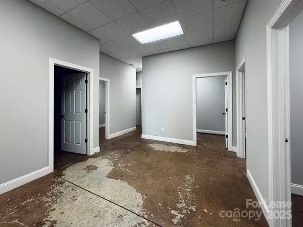 Fletcher, NC 28078,452 Butler Bridge RD #A2