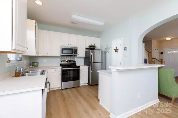 Rock Hill, SC 29732,865 Lacebark DR