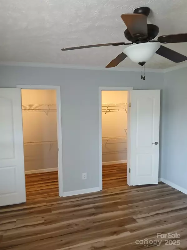 Clover, SC 29710,218 Muldoon LN
