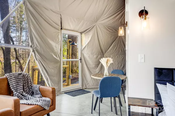 Rosman, NC 28772,186 Meece RD