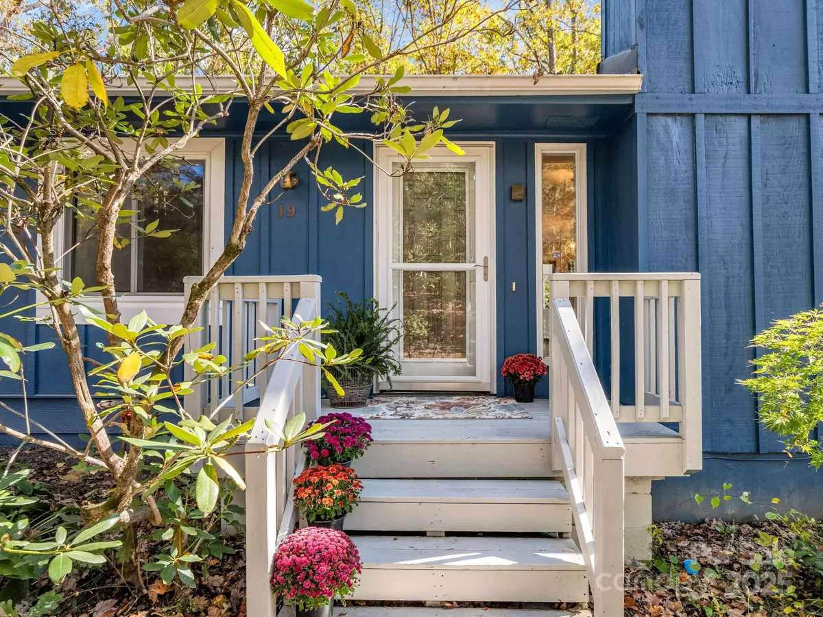 Arden, NC 28704,19 Muirfield DR