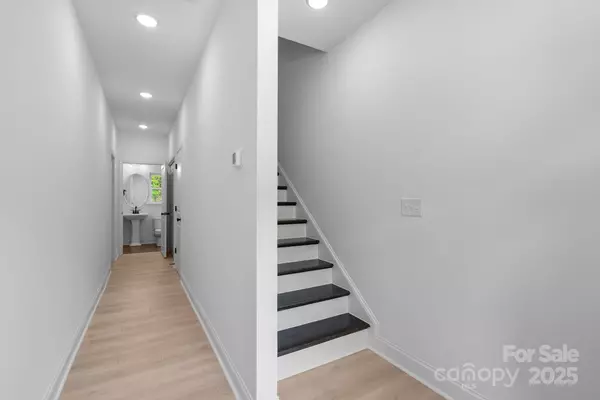 Asheville, NC 28804,190 Cherry Springs LN #1-E