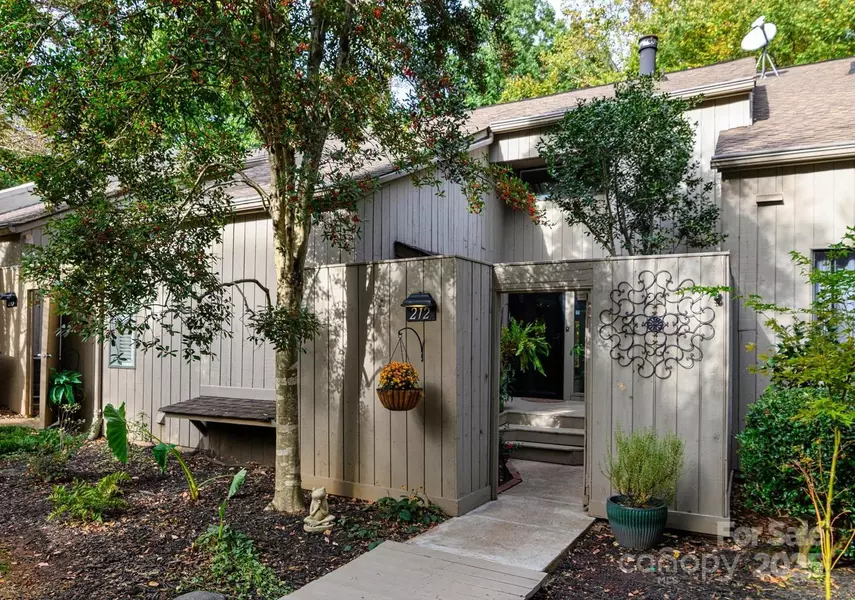 212 Riverview TER, Clover, SC 29710