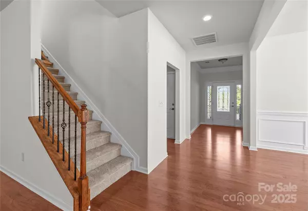 Fort Mill, SC 29715,2381 Talon Point CIR