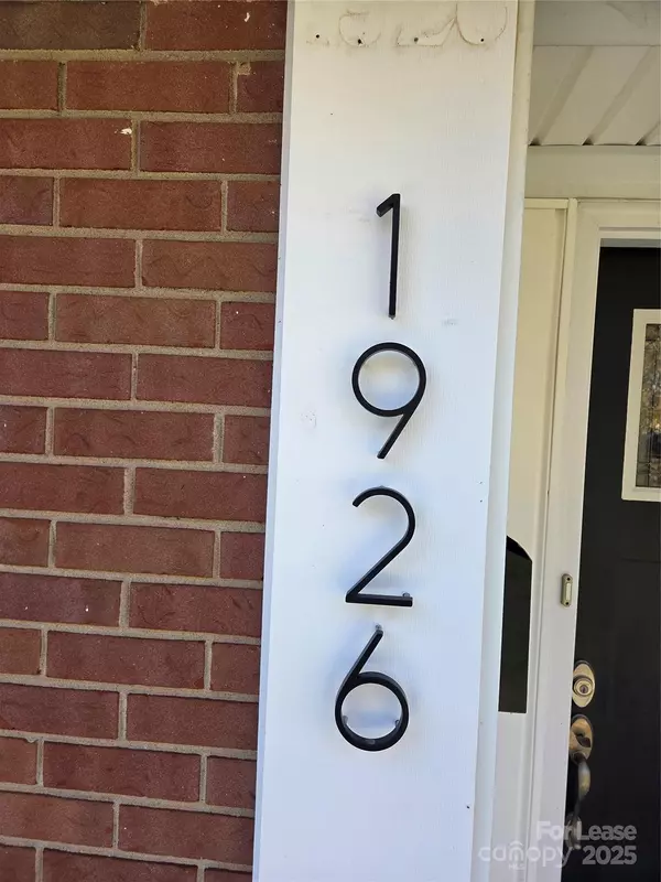 Charlotte, NC 28210,1926 Archdale DR