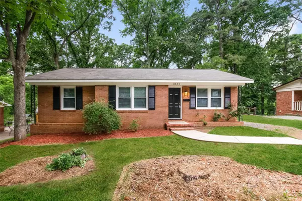 3630 Sargeant DR, Charlotte, NC 28217